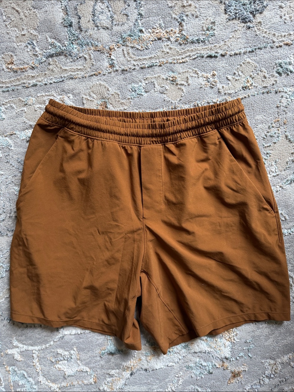 Lululemon pace breaker shorts